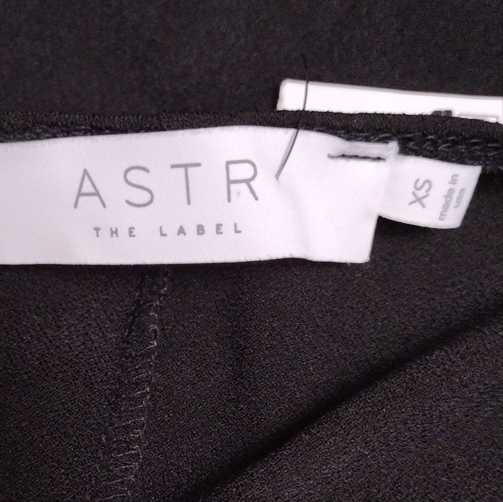 ASTR Long Sleeve Dress - Picture 2 of 8